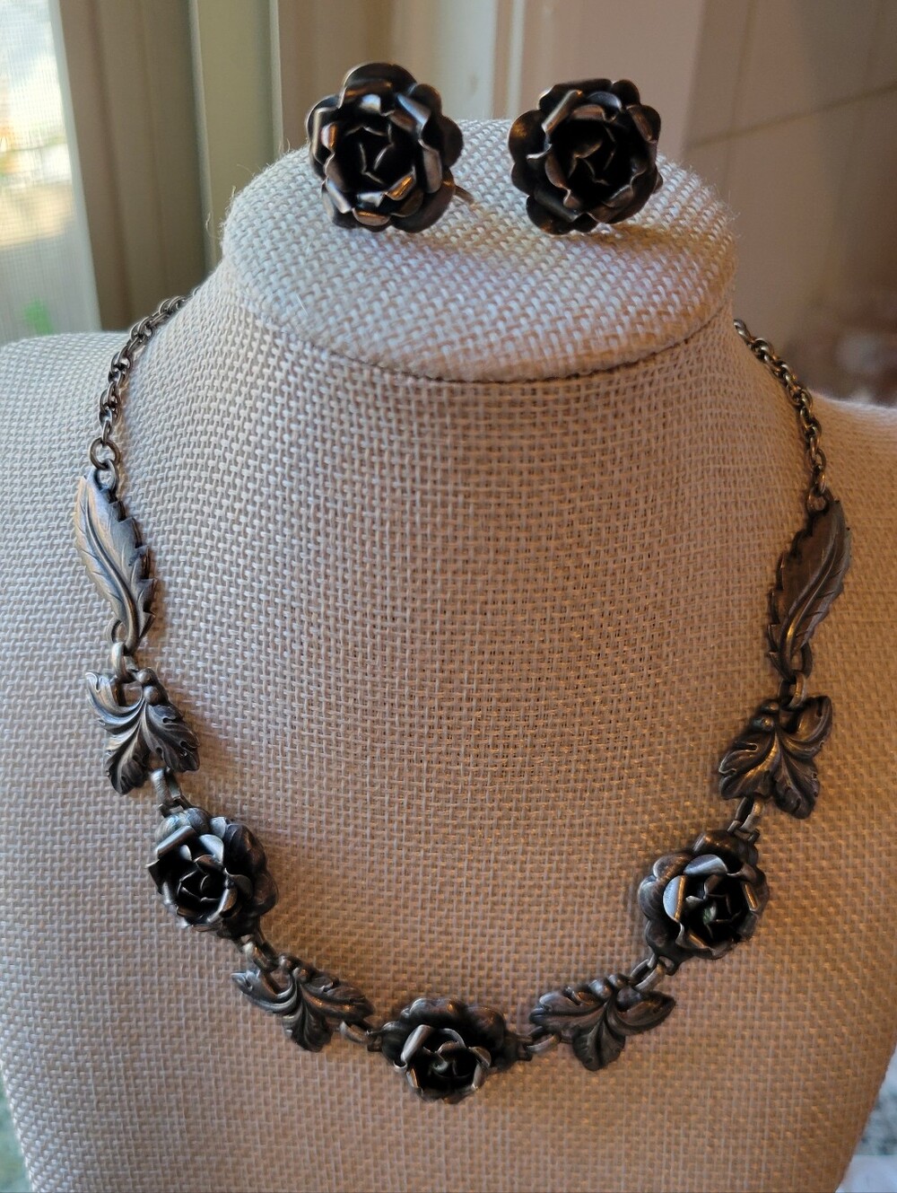 Vintage Sterling Silver Floral Rose Choker Necklace And Earring Set
